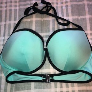 Light blue Push-up Bikini Top with black outlining